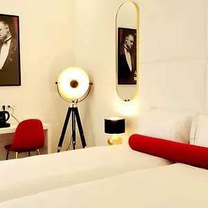 Hollywood By Hotel Lisbona